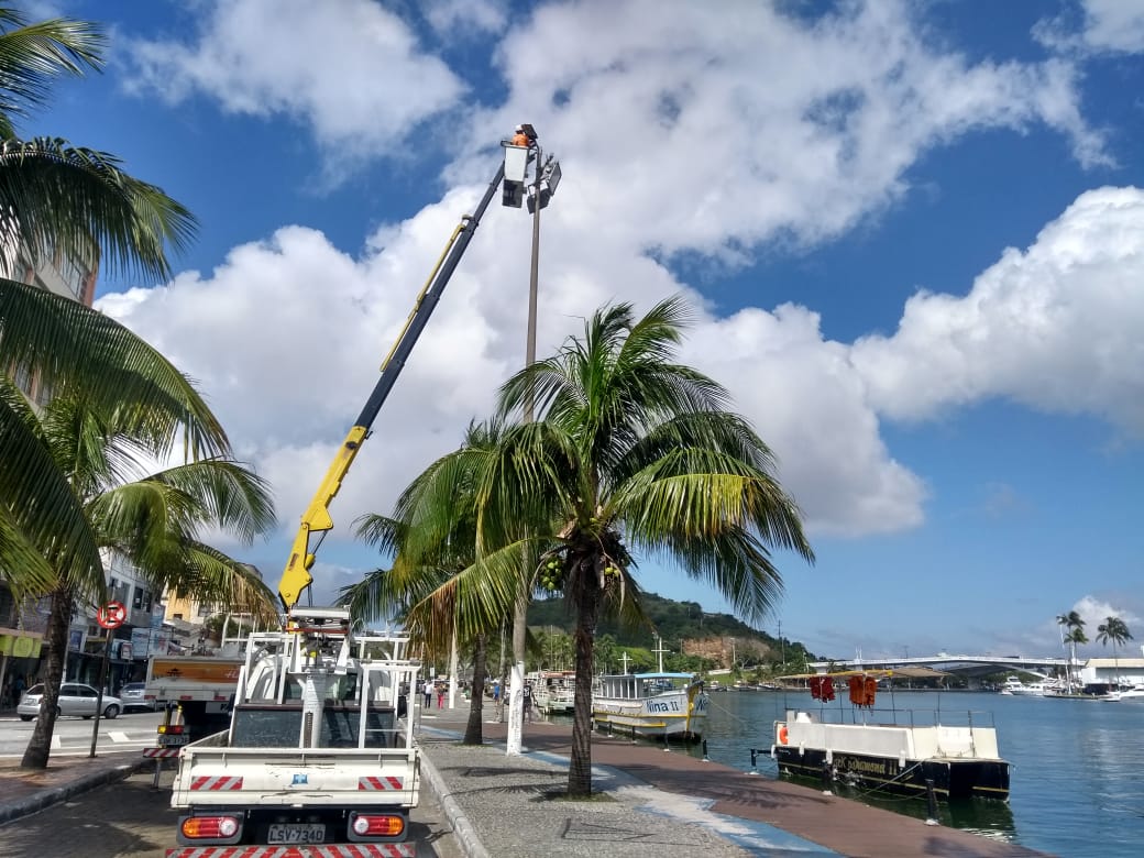 Prefeitura troca mais de 8 mil lâmpadas dos postes de Cabo Frio