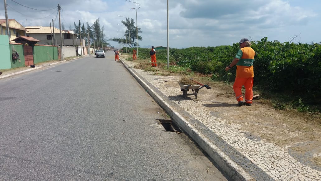 Prefeitura realiza mutirão de limpeza e manutenção no Segundo Distrito