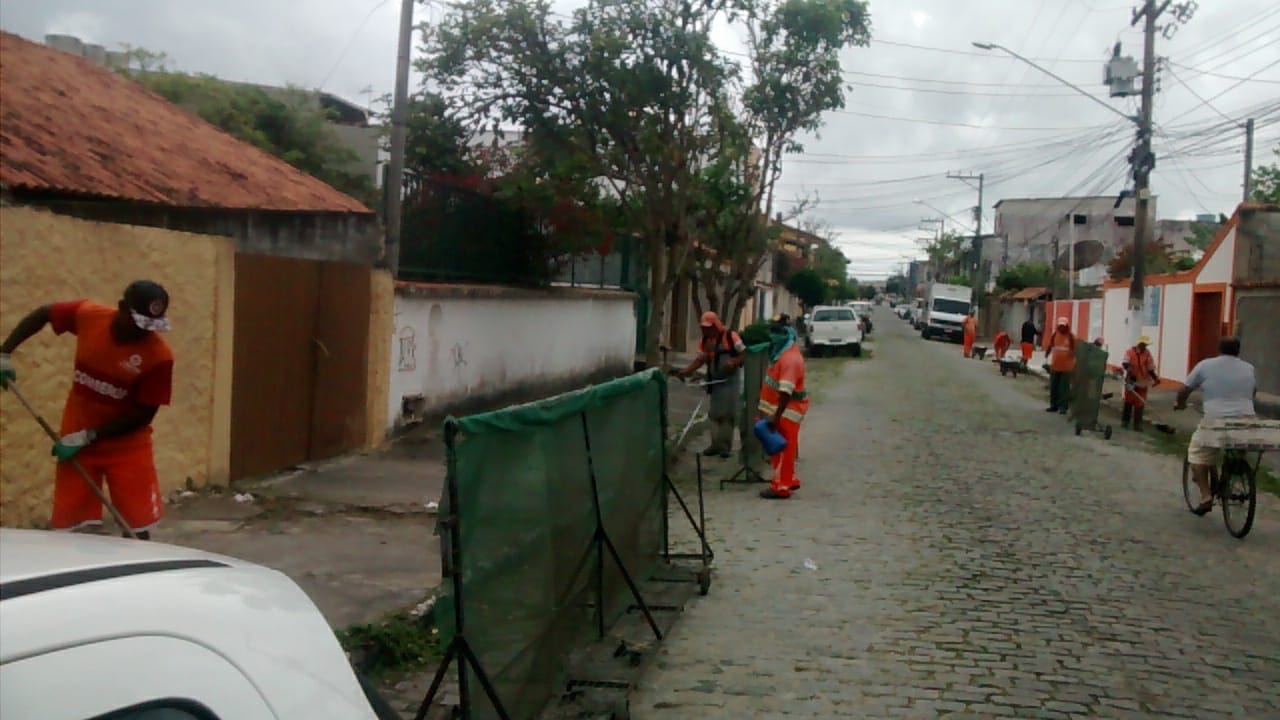 Comsercaf realiza mutirão de limpeza no Jardim Caiçara