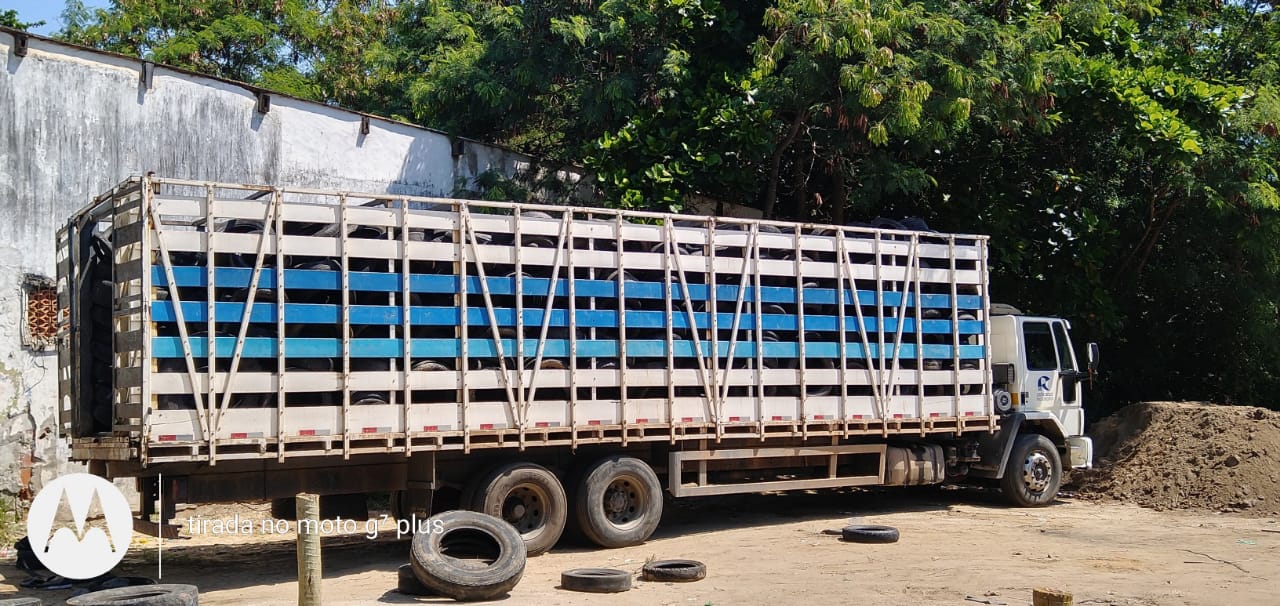 Cabo Frio envia mais 9 toneladas de pneus para reciclagem 