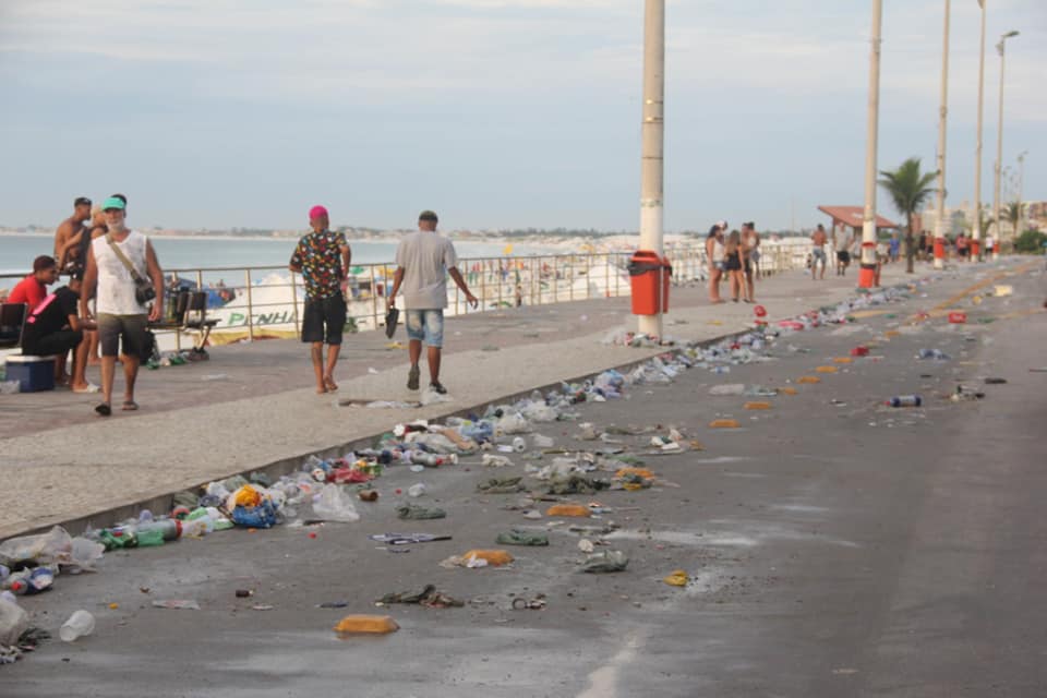 Prefeitura recolhe quase 3 mil toneladas de lixo durante Carnaval