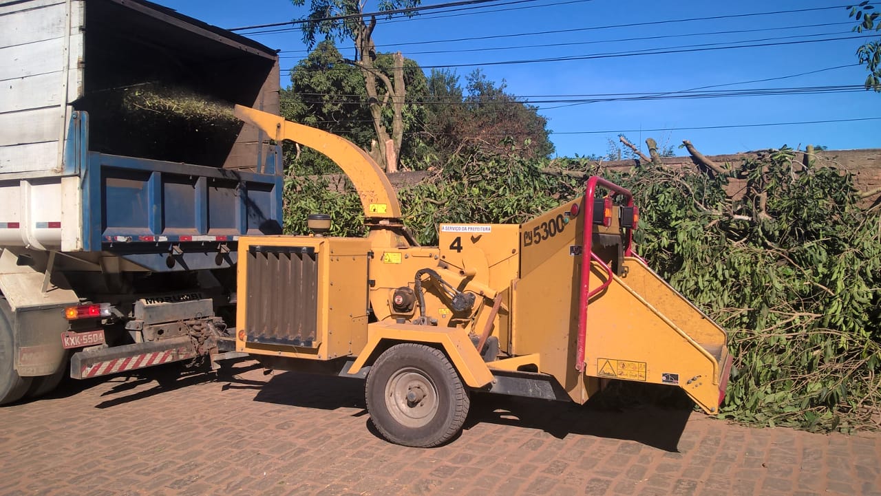 COMSERCAF em ação no bairro Maria Joaquina