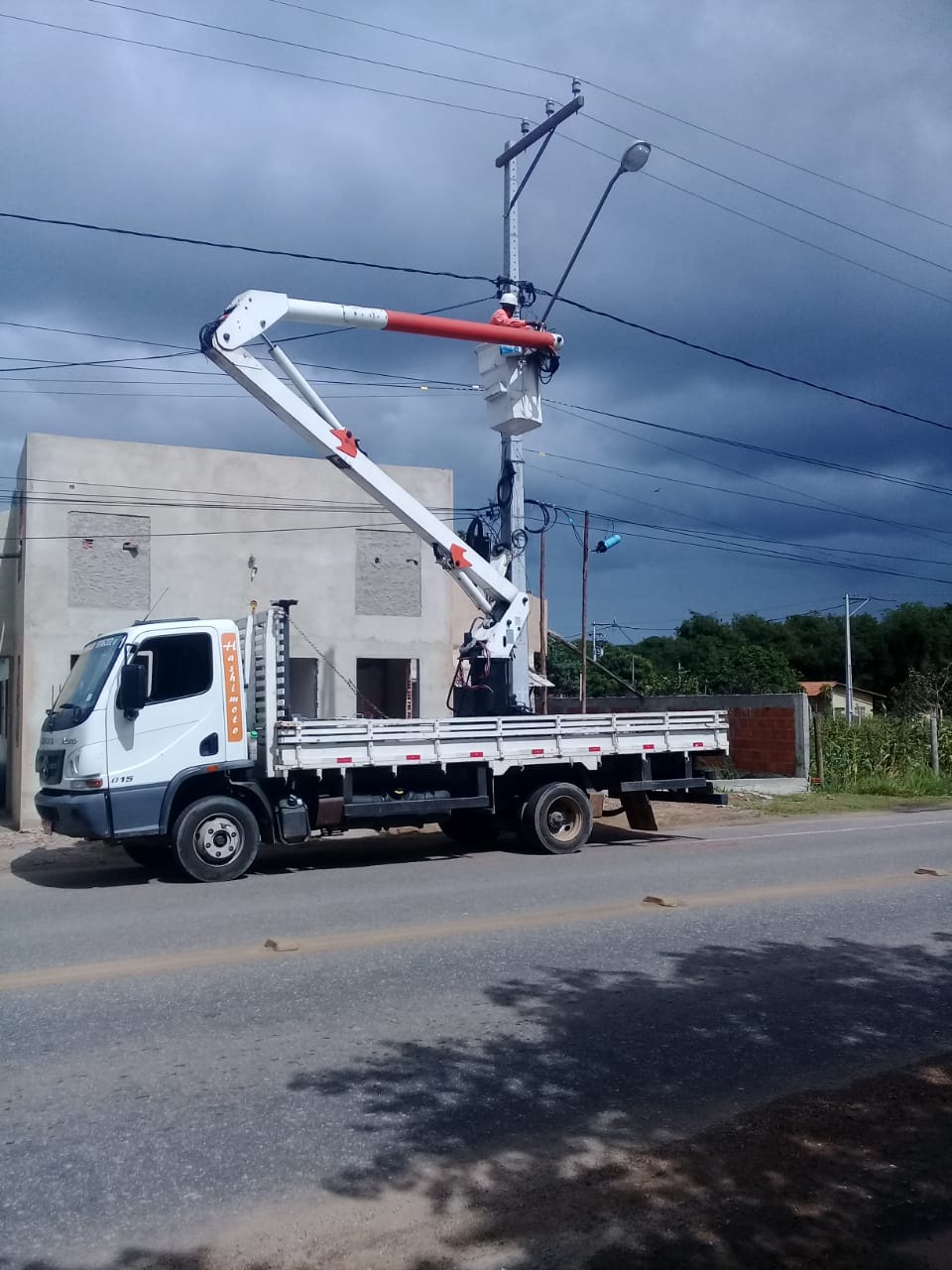 Prefeitura faz mutirão de iluminação pública