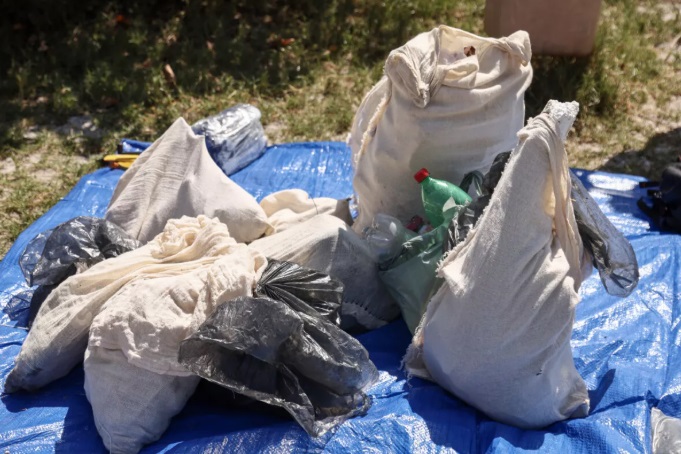 Dormitório das Garças e Praia das Palmeiras recebem ações da Semana de Limpeza do Litoral