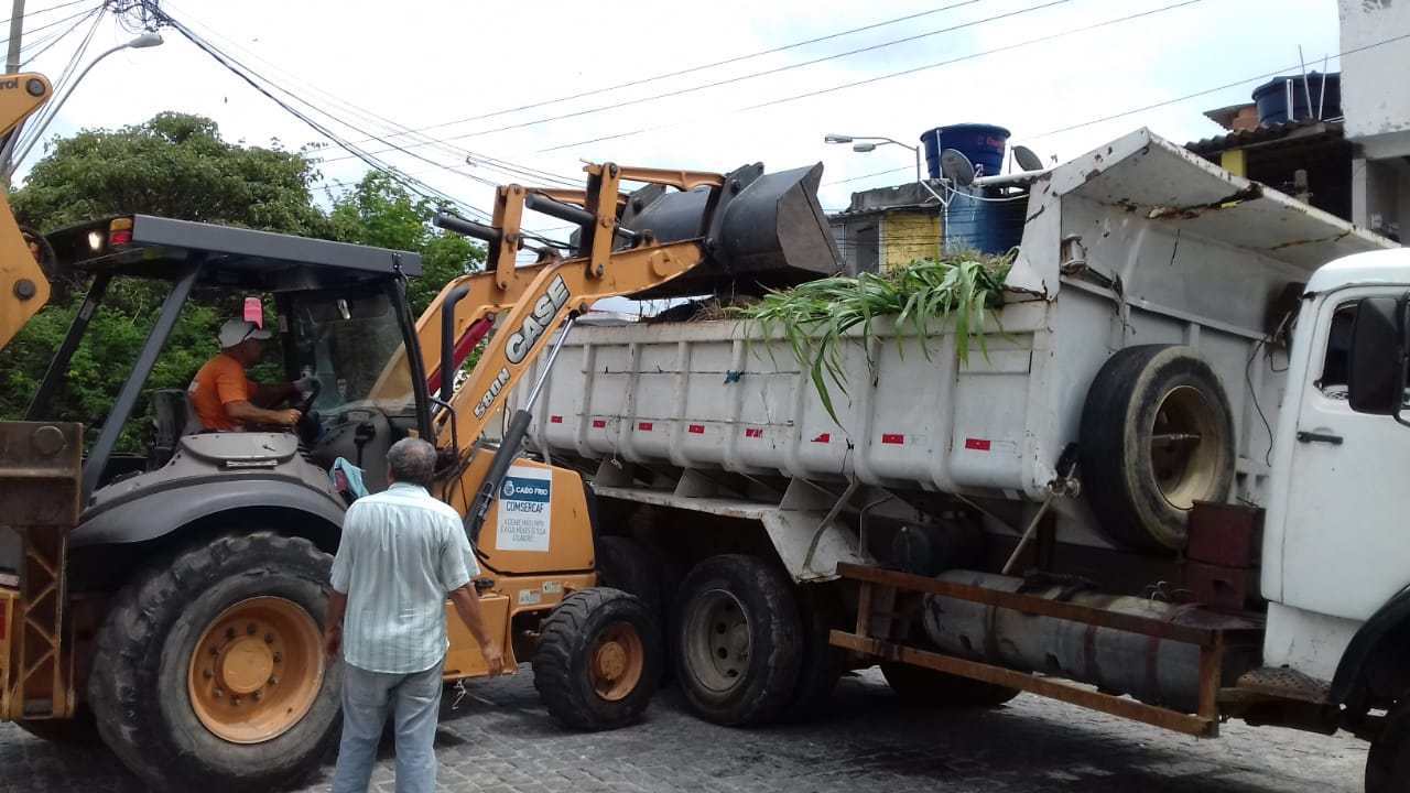 Canto do Forte e Passagem recebem mutirão da Comsercaf