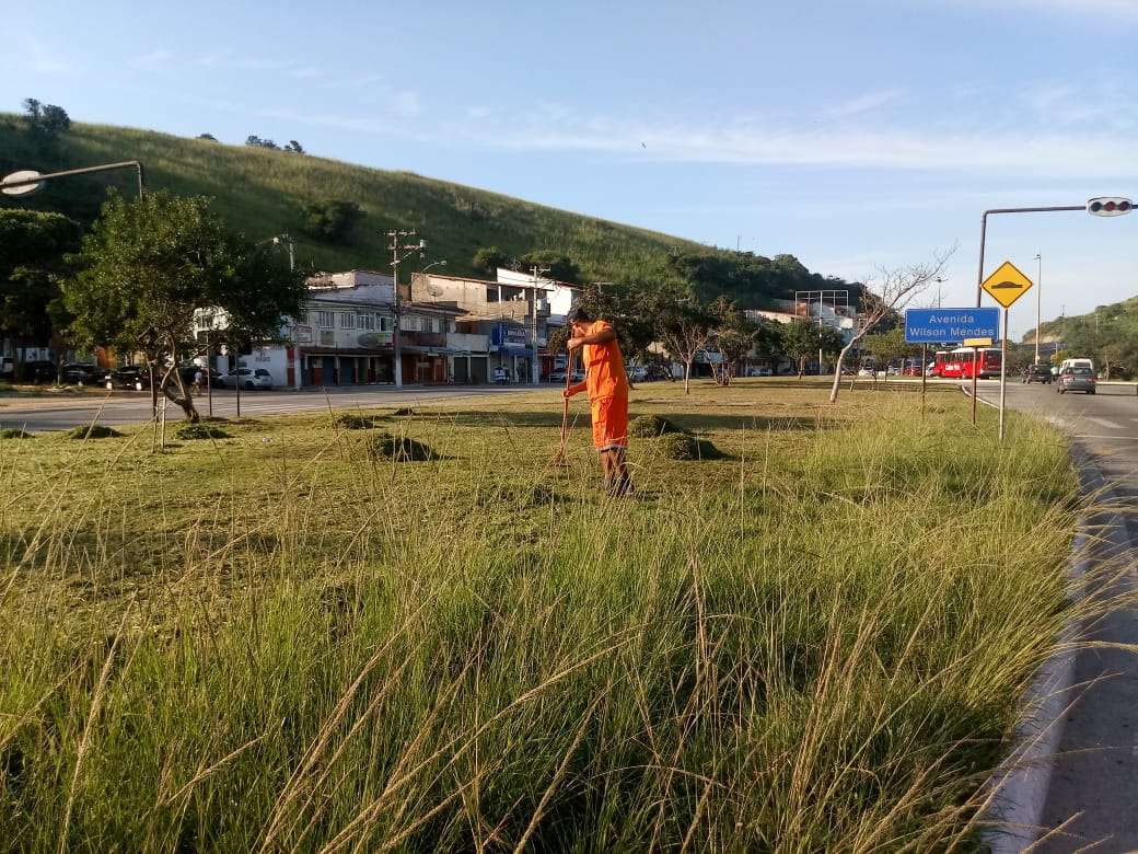 Avenida Wilson Mendes recebe mutirão de limpeza